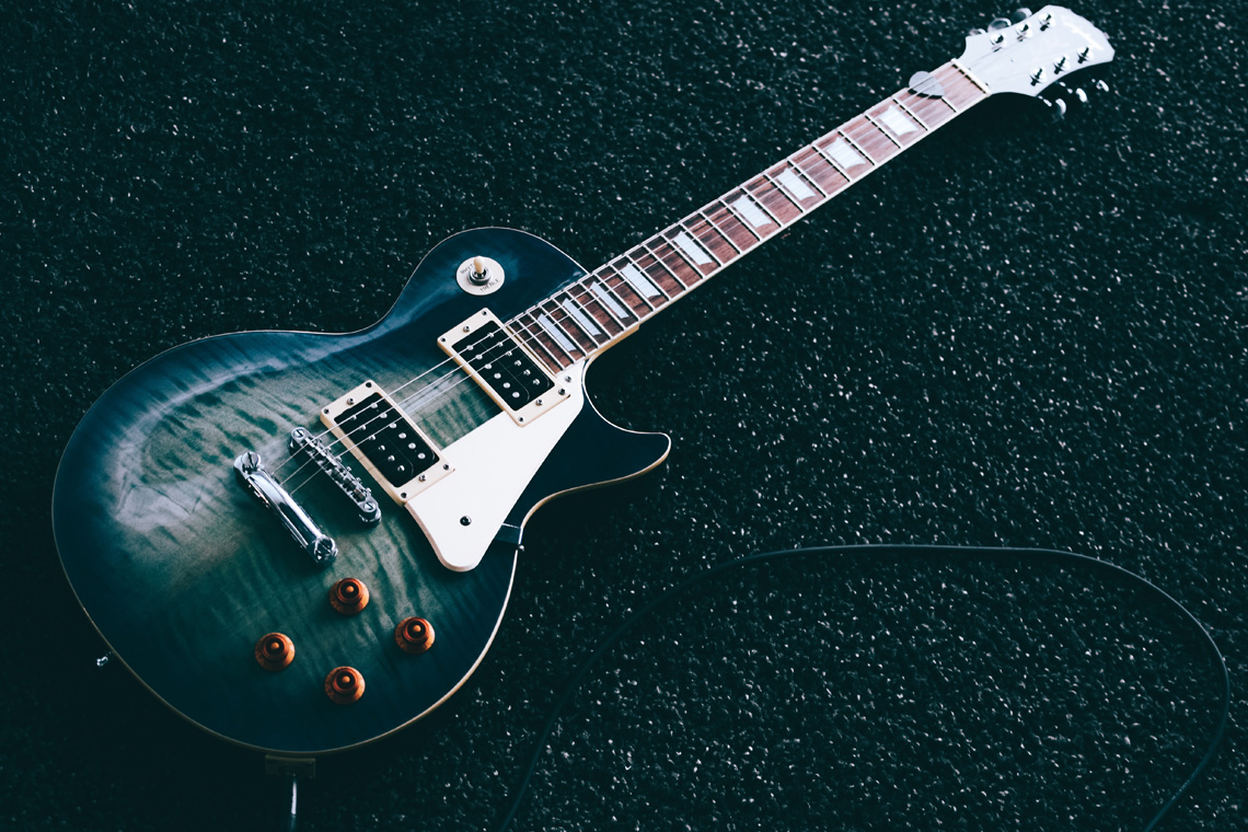 Guitarra Elétrica